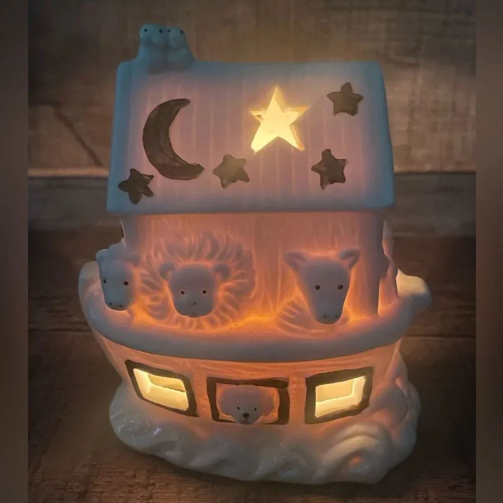 Vintage Cermic Noah’s Ark Tea Light Figurine Autom China Animals Bible